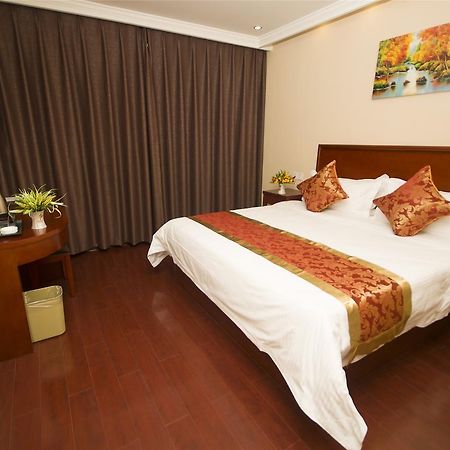Greentree Inn Jiujiang Railway Station Business Hotel Экстерьер фото