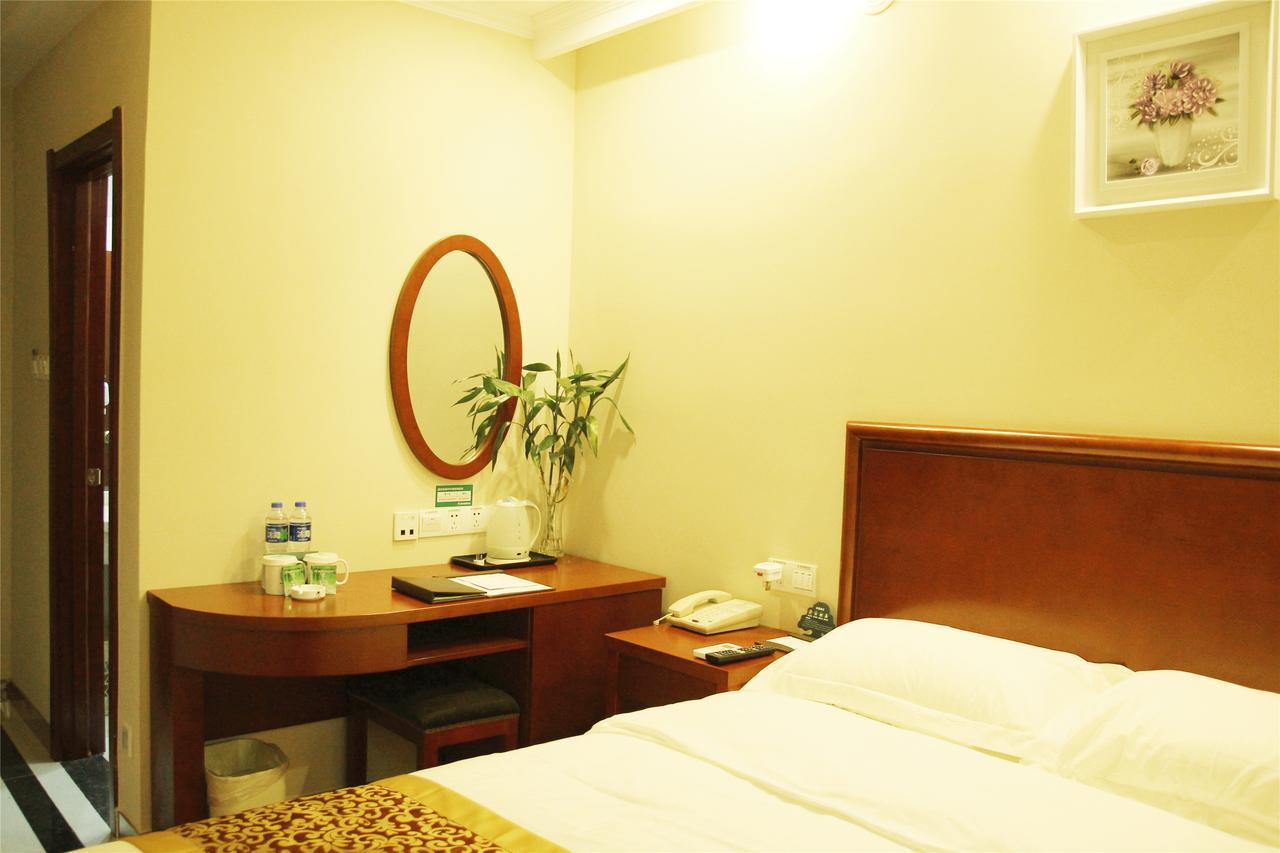 Greentree Inn Jiujiang Railway Station Business Hotel Экстерьер фото
